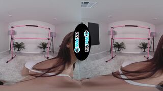 Extreme Flexible Sophia Sultry Stretched Out In VR Porn