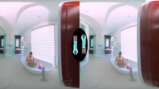 Bath Creeper Fills Up Step Sister In VR POV