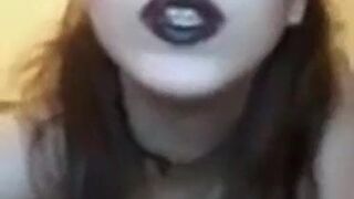 Turkish Girl Shows Tits And Dances On Periscope