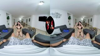 Beautiful Latina With Body of a Goddes VR Experience