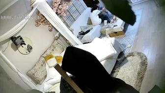 kcf9.Com-1-28美女被按在沙发上亲吻摸胸插入后变淫娃