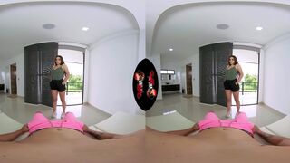 Latin Beauty Porn Debut As Your Roommate - VR