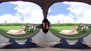 Stunning Big Ass Big Tit Babe Outdoor Fucking VR