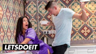 Letsdoeit - Maid Jade Presley Does A Good Job Of Cleaning & Sucking Cock - HORNY HOSTEL