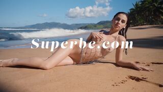 Sexy Babe In Bikini Camilla Luskin Spreads Her Legs Tenderly - SUPERBE
