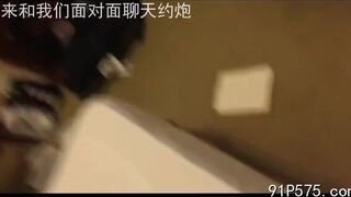 一头长发 丝袜素颜校花 我想被操我想高潮 我让十个人操过 Chinese homemade video