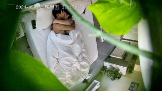 5-17新流出大学城附近安防酒店高清偷拍 貌似第一次开房的情侣-学生妹矜持害羞热吻抠逼操逼娇喘