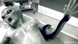 HORROR PORN – Roswell UFO