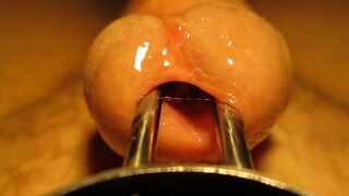 Sounding & Stretching Urethra Before Cumming Hard