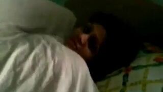 Pakistani Girl Shares Her Bed with Her Boss