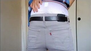 Twink Amateur Gets Off on Sagging