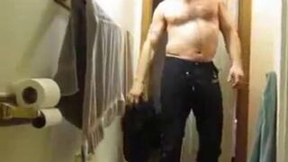 Big-Cock Military Daddy Shows Off