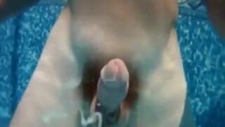 Amateur Twinks Masturbating Together