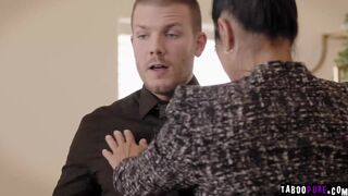 Dana Vespoli makes a move on Codey Steele