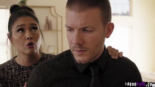 Dana Vespoli makes a move on Codey Steele