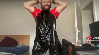 NudeSlave2024 dancing in Latex