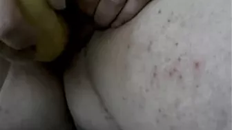 Arab BBW Plays With Banana On Webcam