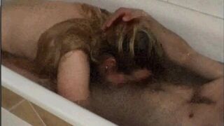 Big-Titted Amateur Gives Me a Blowjob Under Water