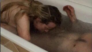 Big-Titted Amateur Gives Me a Blowjob Under Water