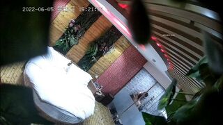 6-5花草房偷拍 大学生情侣开房，大奶骚货女友穿上黑丝给男友操