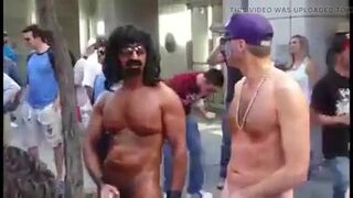 Public Masturbators: Outdoor Hunk Action