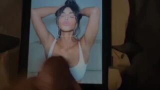 Kim Kardashian cum tribute