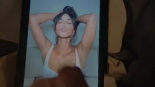 Kim Kardashian cum tribute