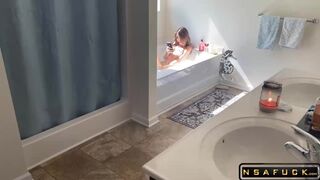 Caught my Step Sis Masturbating in Bath