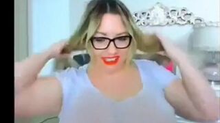 Big-Titted Blonde BBW on Webcam