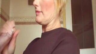 Mature Blonde Sally Taylor's Homemade Blowjob & Facial