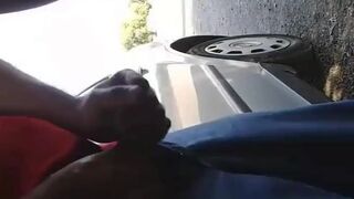 Daddy me folla en el parking - Amateur Bareback Outdoor Fuck