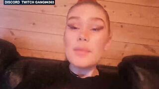 Twitch Streamer Flashing Her Boobs On Stream & Accidental Nip Slip 135