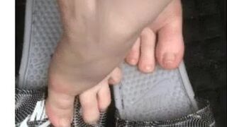 Footfetsh soles feet