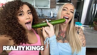 Reality Kings - Willow Ryder & Cassidy Luxe Taste Each Other's Delicious Pussies In The Kitchen