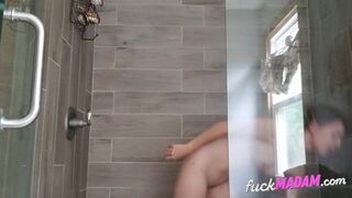 Shower Masturbation of a Teen Amateur on Webcam