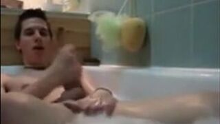 Twink's Solo Bathtub Adventure