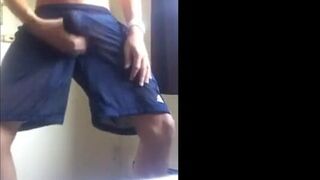 Amateur Guy Masturbates in Pants