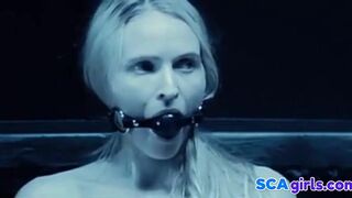 Blonde Danish BDSM: Smukke Mennesker (2010)