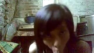 Indonesian Babe's Hot Dance