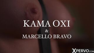 XPERVO Bad Girl KAMA OXI bekommt ihren Mund und ihre Muschi hart gefickt