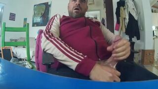 Big-Cock Bear Masturbating on Webcam