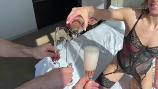 Double Facial for Hotgirl in Hotel Window