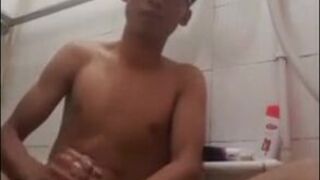 Thai Twink Masturbates in the Shower