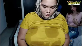 Cam Gir porn video – Cam Girl Drinks Her Milk