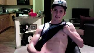 Twink Jerks Off on Webcam in His Apartment