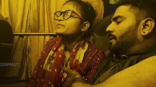 Indian desi lovers start full hard Hindi sex video inside the bus