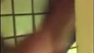 Bareback Amateur Sex in the Stall