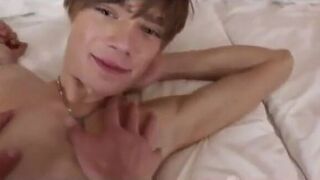 Bareback Blowjob: Russian Twinks Passionate Raw Fuck Session!