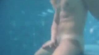 Big-Cock Man Masturbates Outdoors: Underwater Cum Explosion!