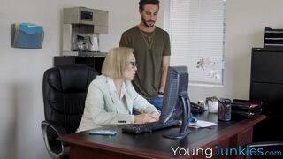 Blonde and busty MILF Ryan Keely made my dick extremely aroused